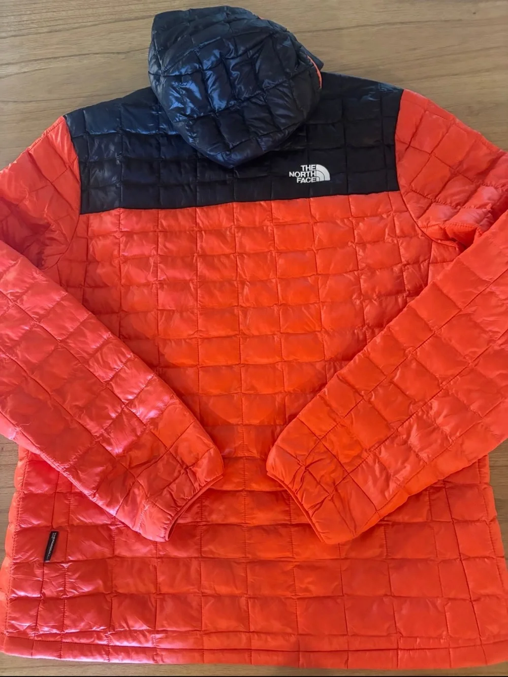 North Face Quilted Puffer Jacket Men Size Large Orange and Black Full Zip Hooded